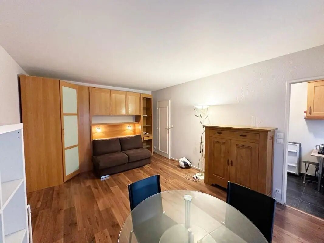 Appartement à louer, 25m², Paris 15ème