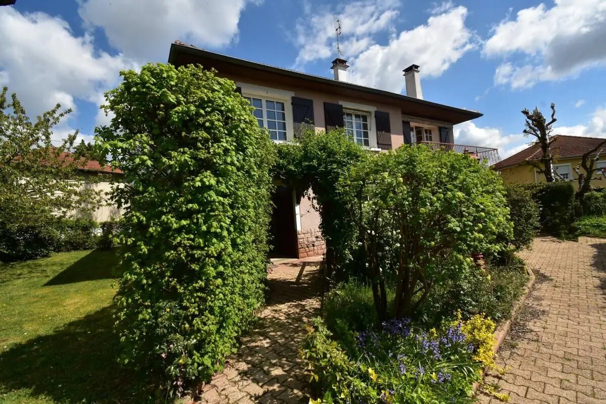 Maison à vendre, 101m², Mably