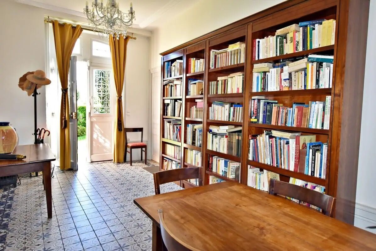 Maison à vendre, 230m², Saint-Alban-les-Eaux
