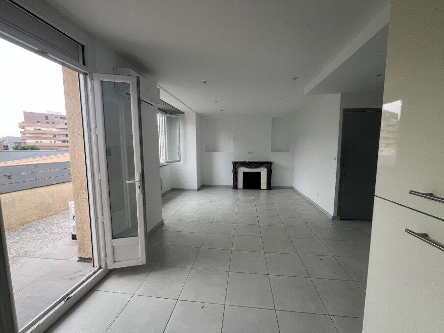 Appartement à louer, 78m², Béziers
