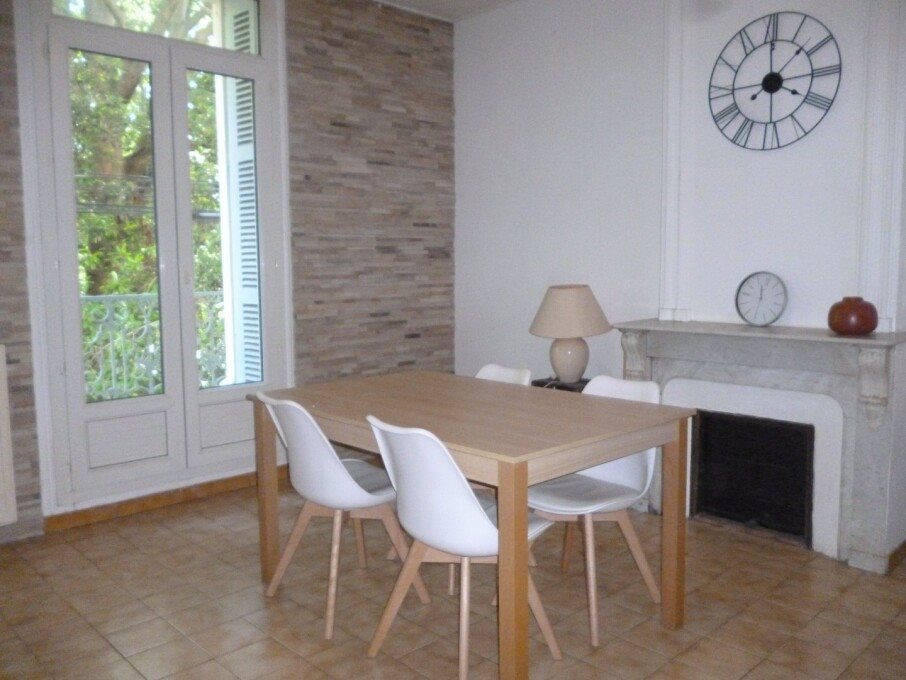Appartement à louer, 80m², Béziers