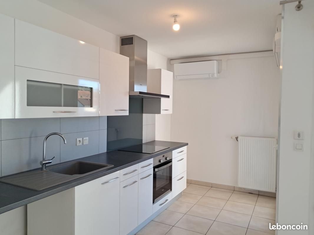 Appartement à louer, 63m², Sérézin-du-Rhône