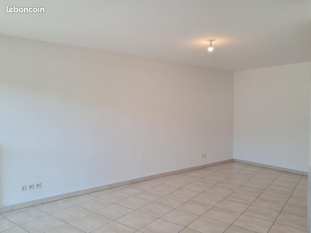 Appartement à louer, 63m², Sérézin-du-Rhône