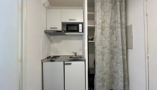 Appartement à louer, 19m², Lons