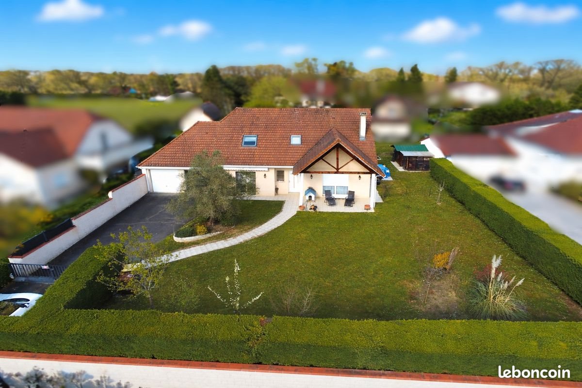 Maison à vendre, 142m², Lescar