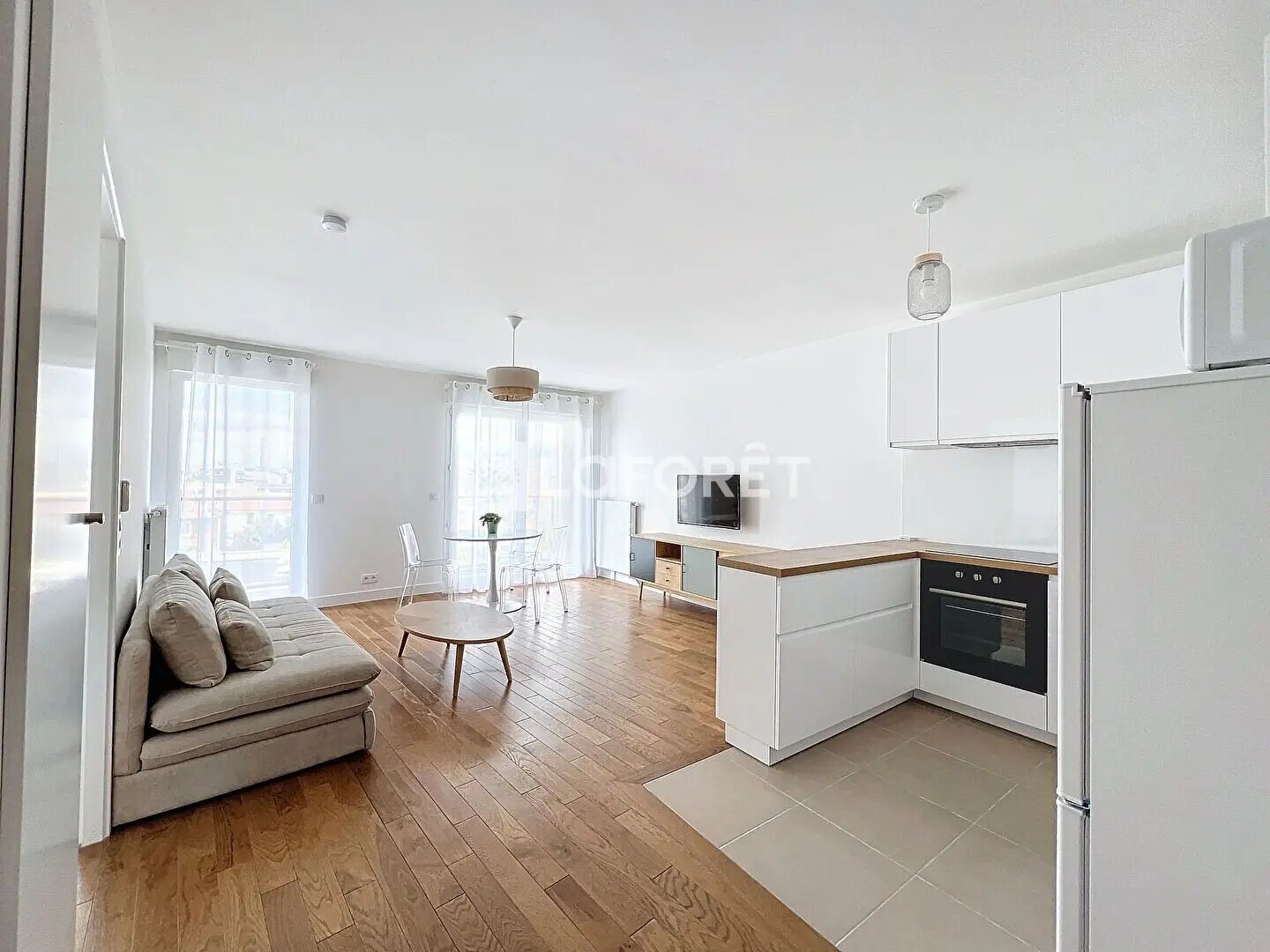 Appartement à louer, 47m², Courbevoie