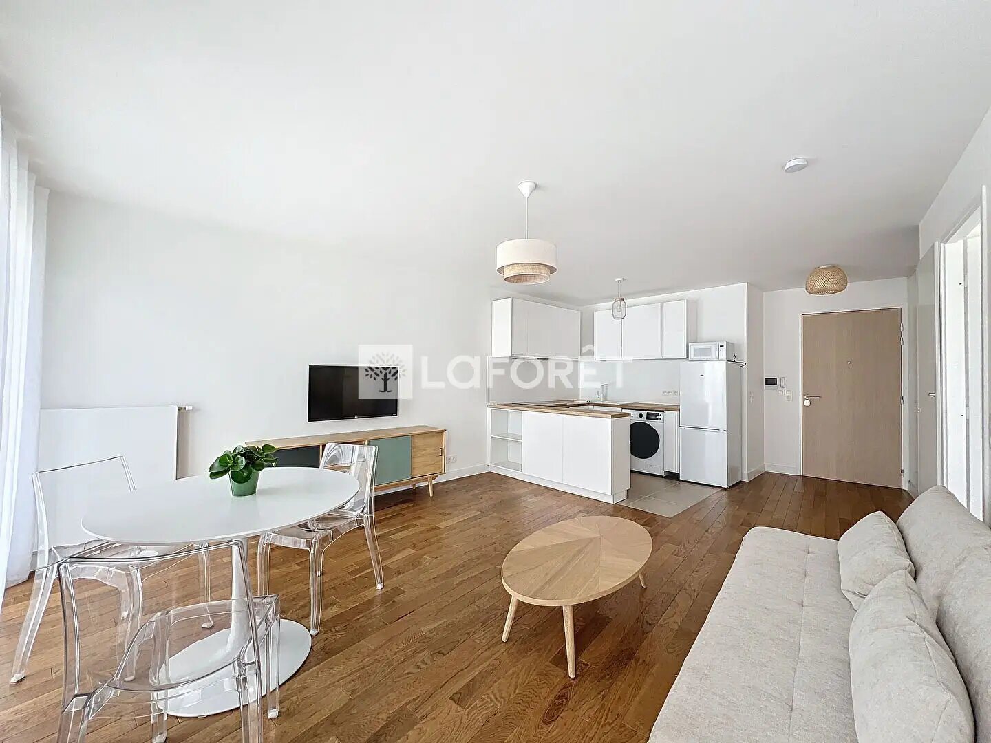 Appartement à louer, 47m², Courbevoie