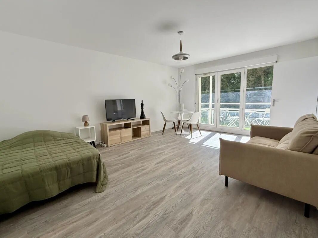Appartement à louer, 34m², Issy-les-Moulineaux