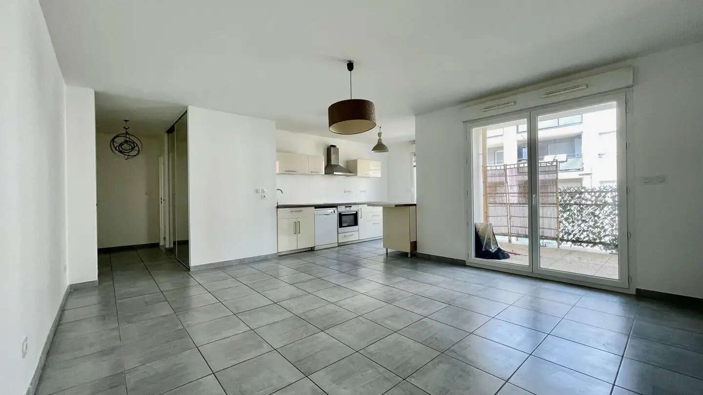 Appartement à vendre, 68m², Meyzieu