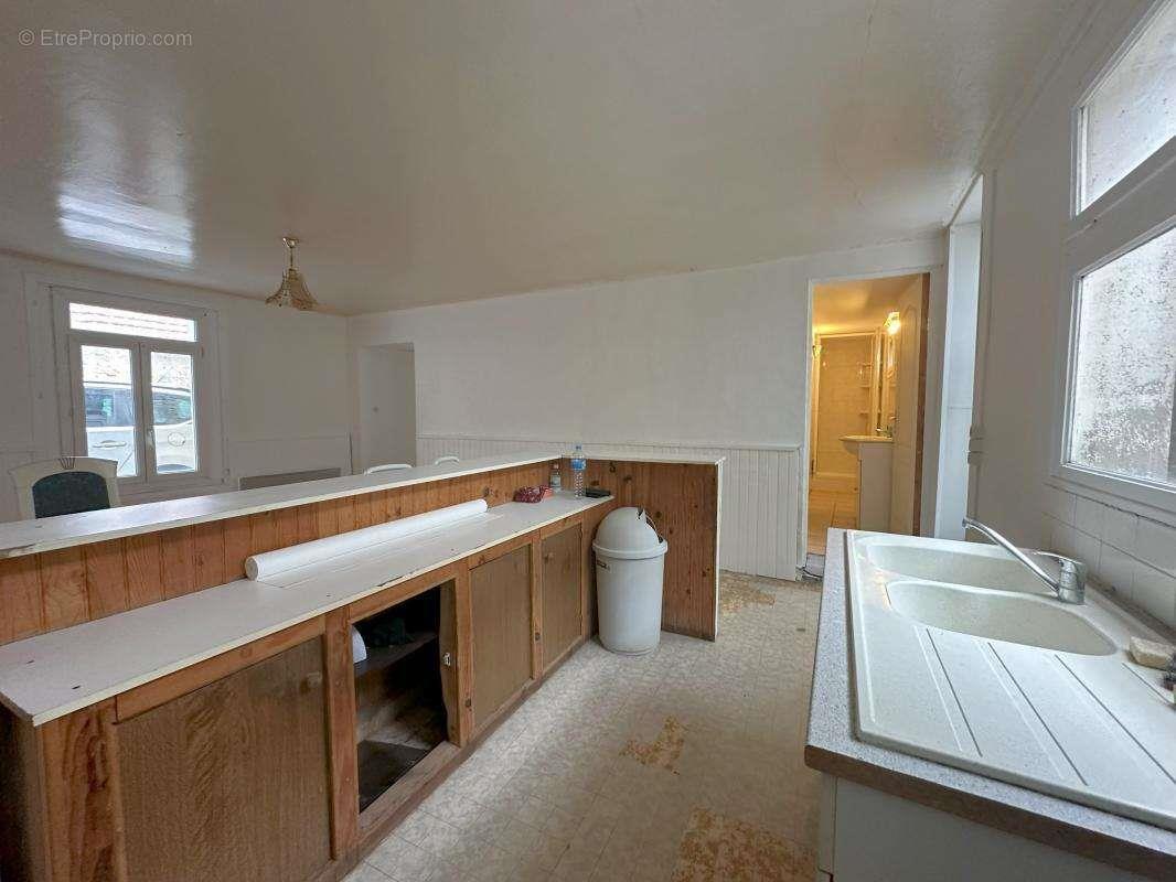 Maison à vendre, 92m², Méréville