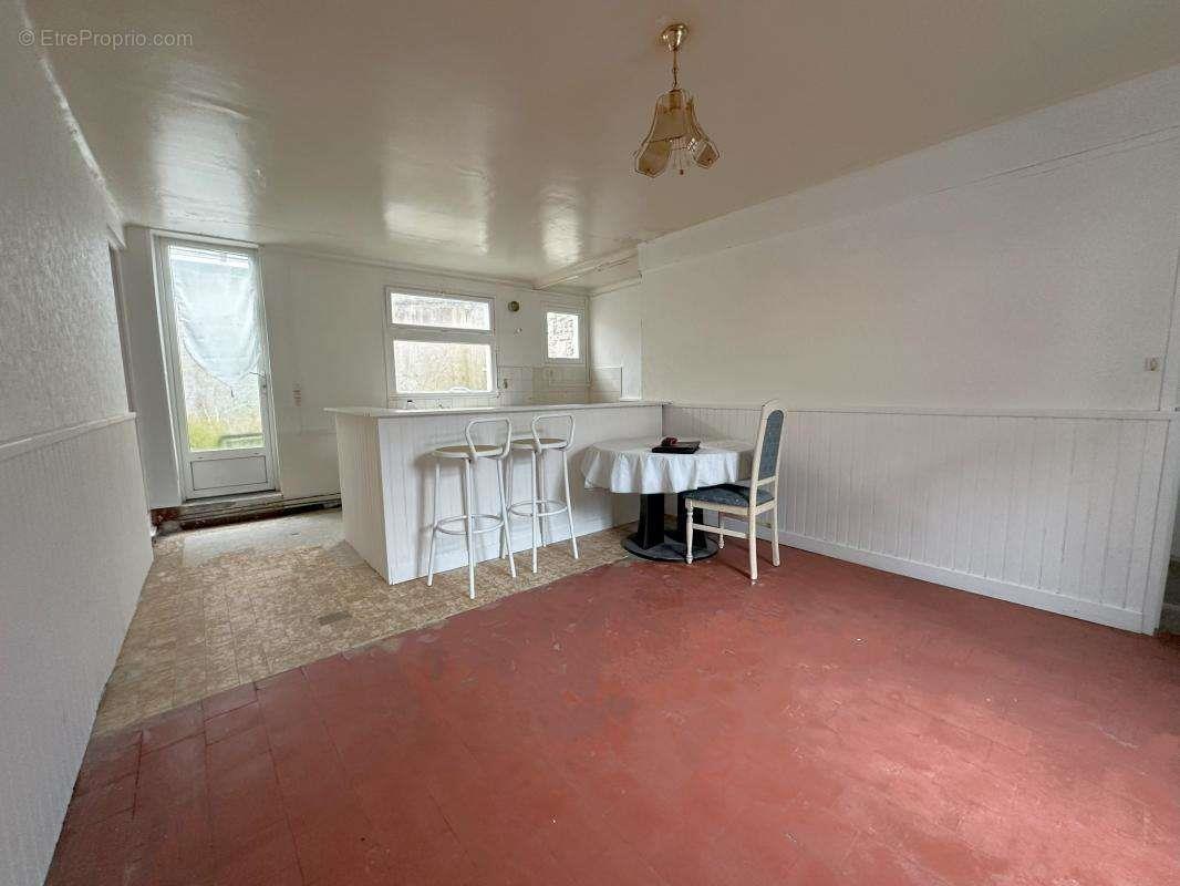 Maison à vendre, 92m², Méréville