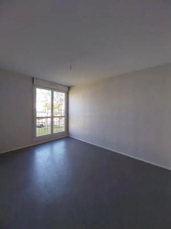 Appartement à louer, 75m², Chenôve
