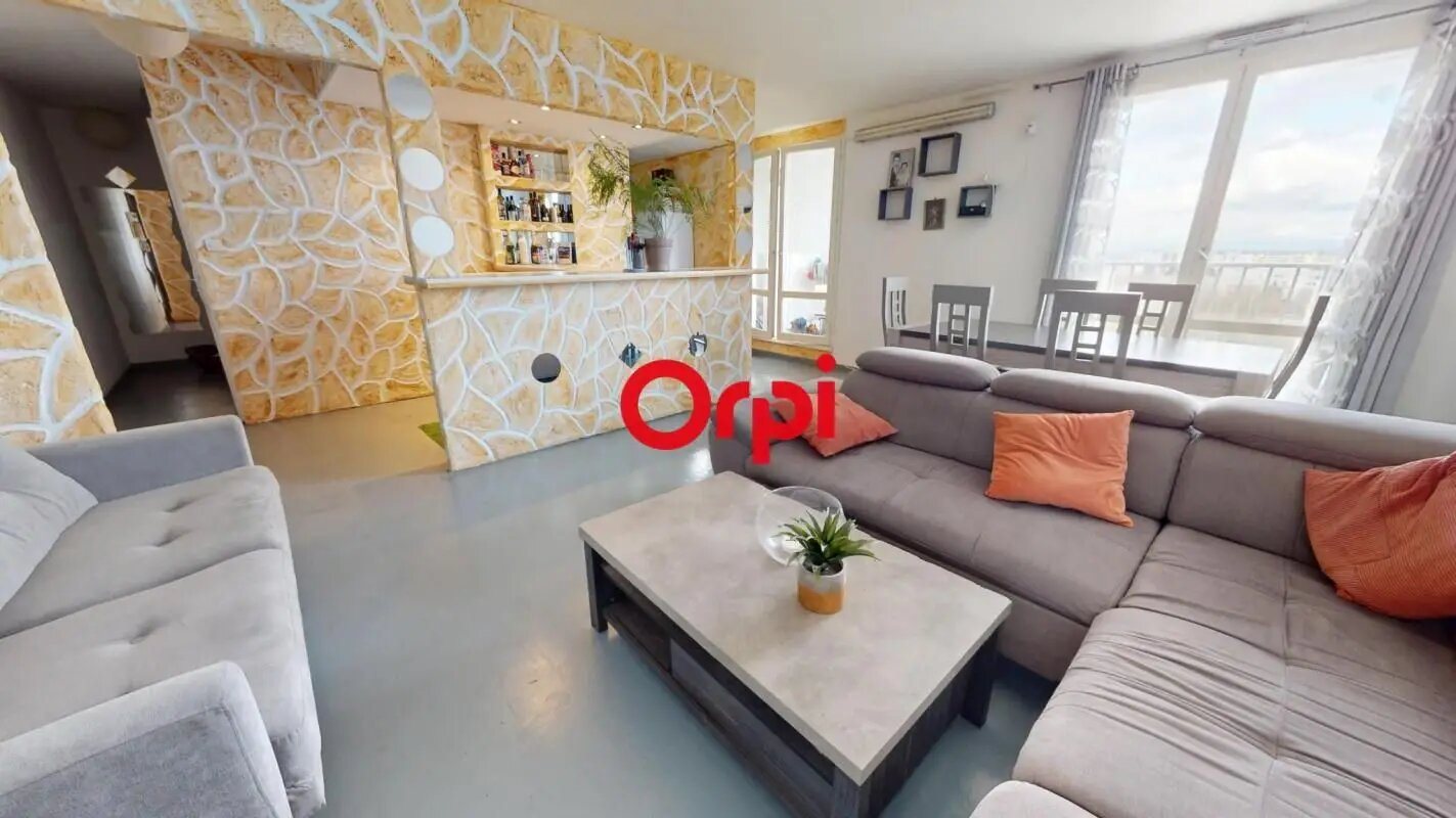 Appartement à vendre, 90m², Vaulx-en-Velin