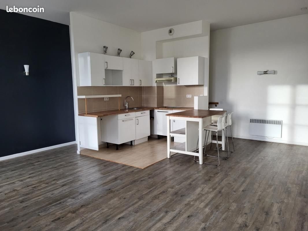 Appartement à louer, 70m², Boissise-la-Bertrand