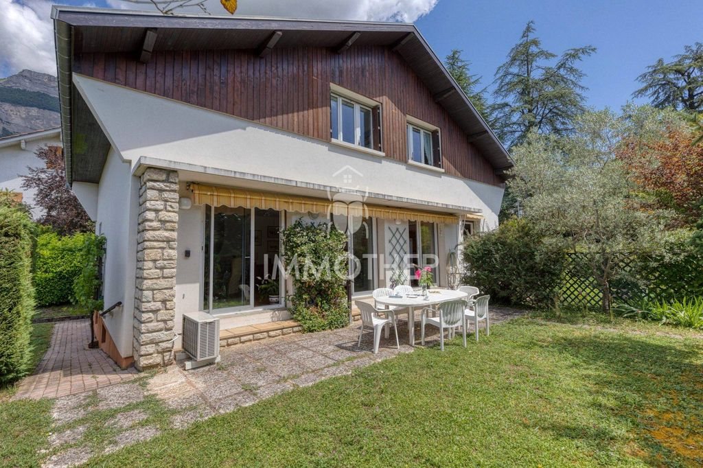 Maison à vendre, 177m², Meylan