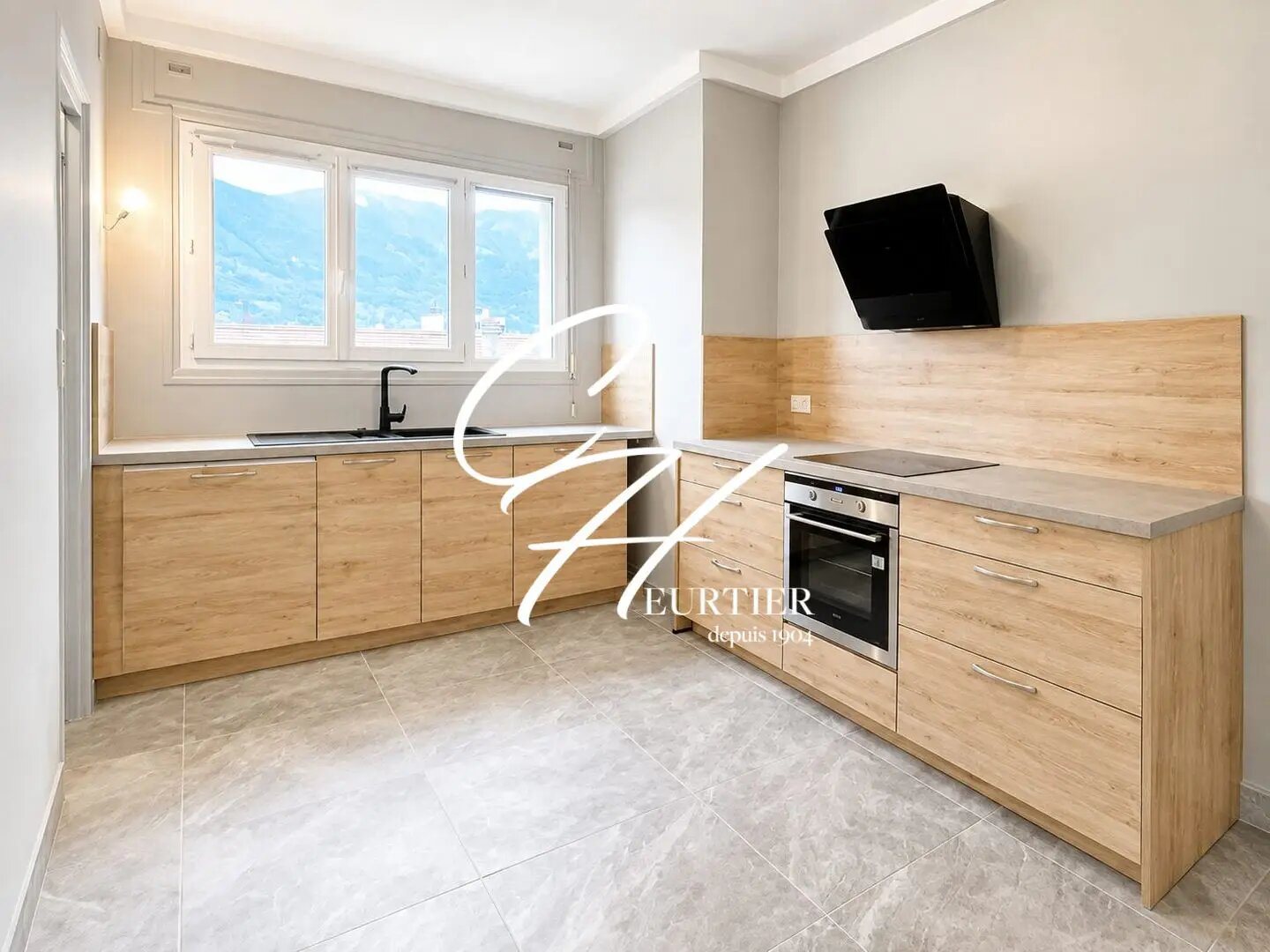 Appartement à louer, 119m², Grenoble