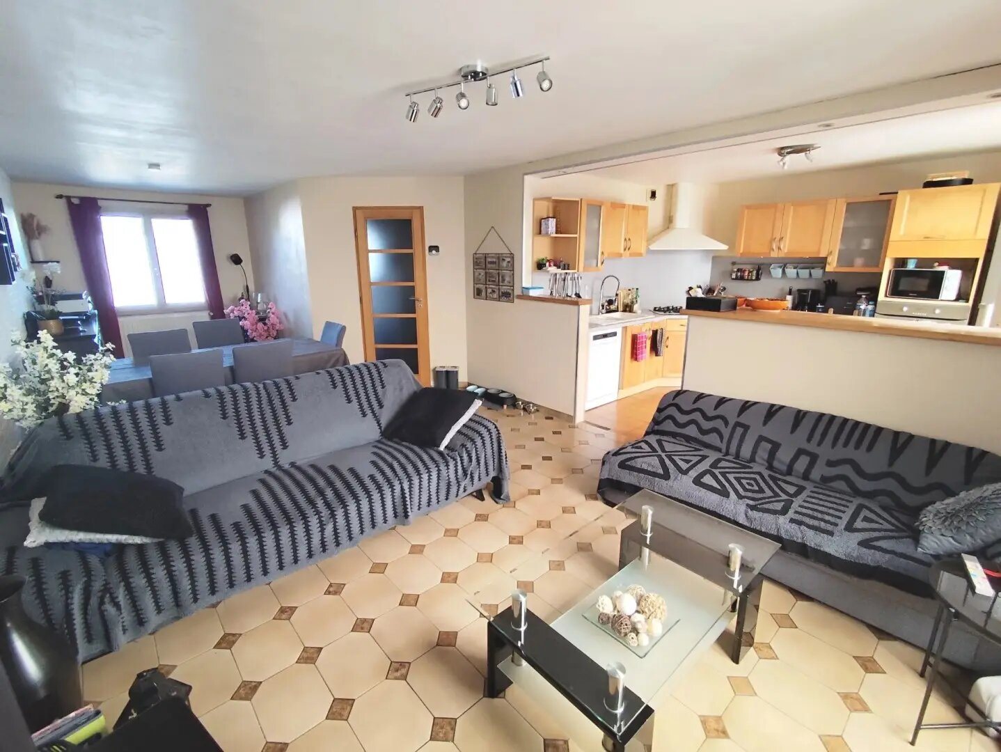 Maison à vendre, 98m², Neuville-en-Ferrain