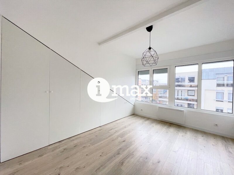 Appartement à louer, 57m², Courbevoie