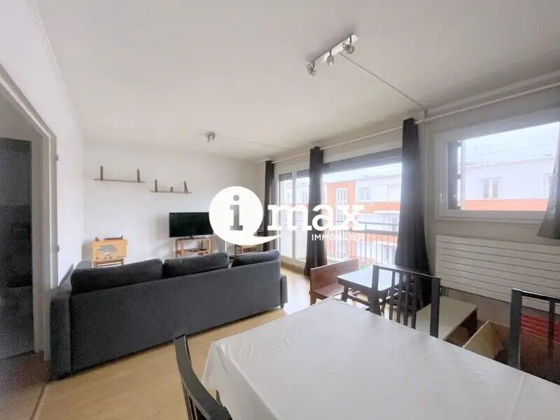 Appartement à louer, 55m², Courbevoie