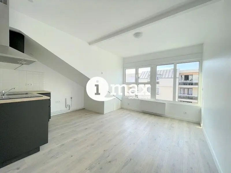 Appartement à louer, 57m², Courbevoie