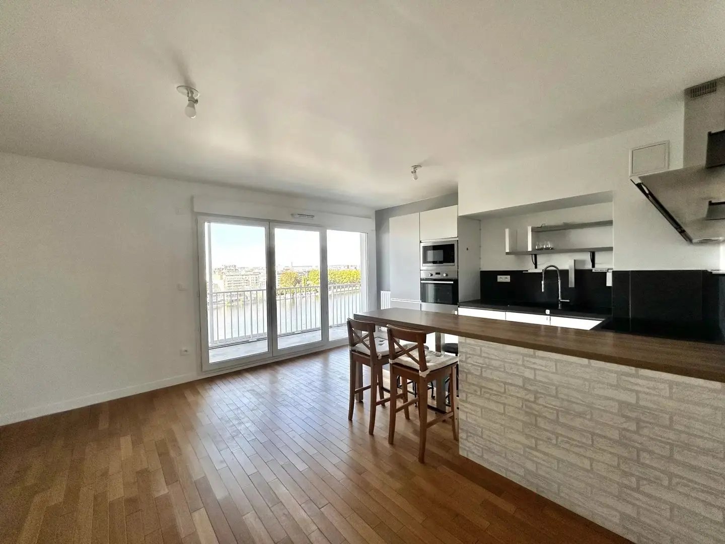 Appartement à louer, 75m², Clichy