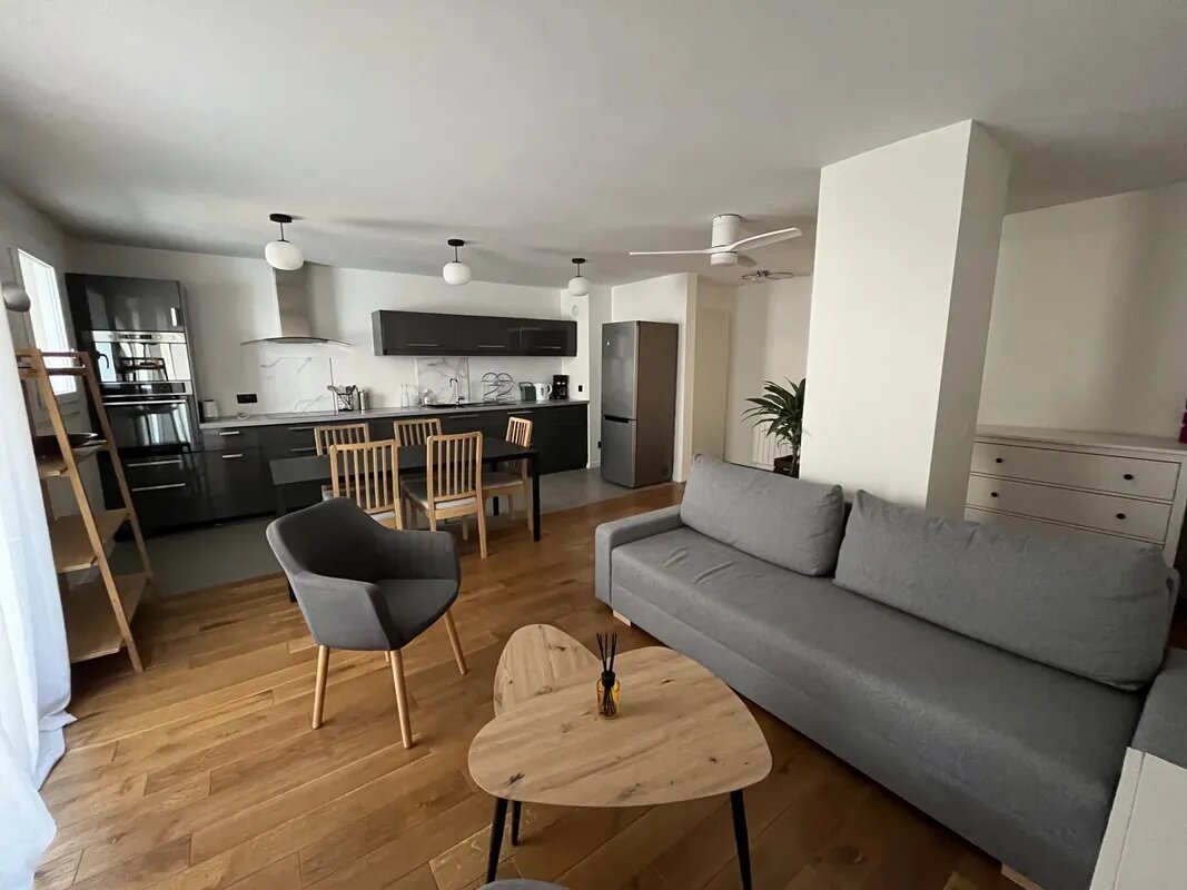 Appartement à louer, 70m², Clichy