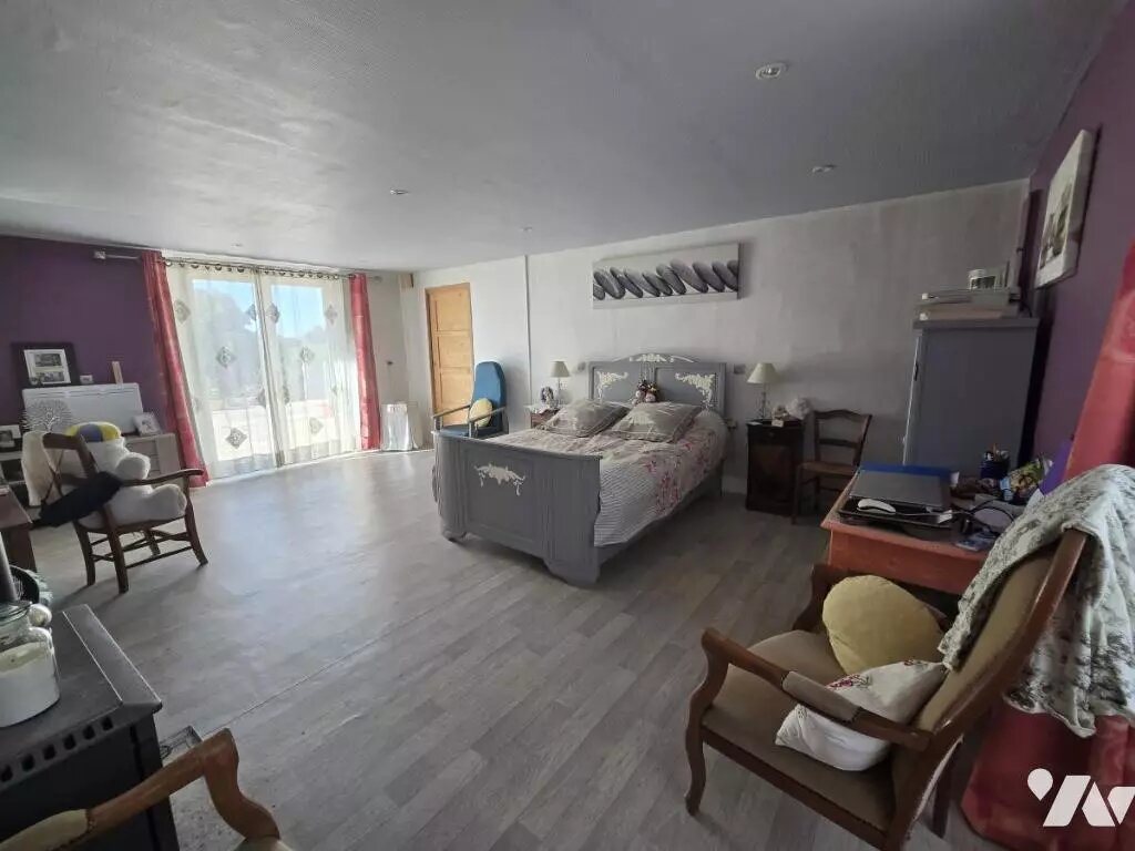 Maison à vendre, 170m², Caro
