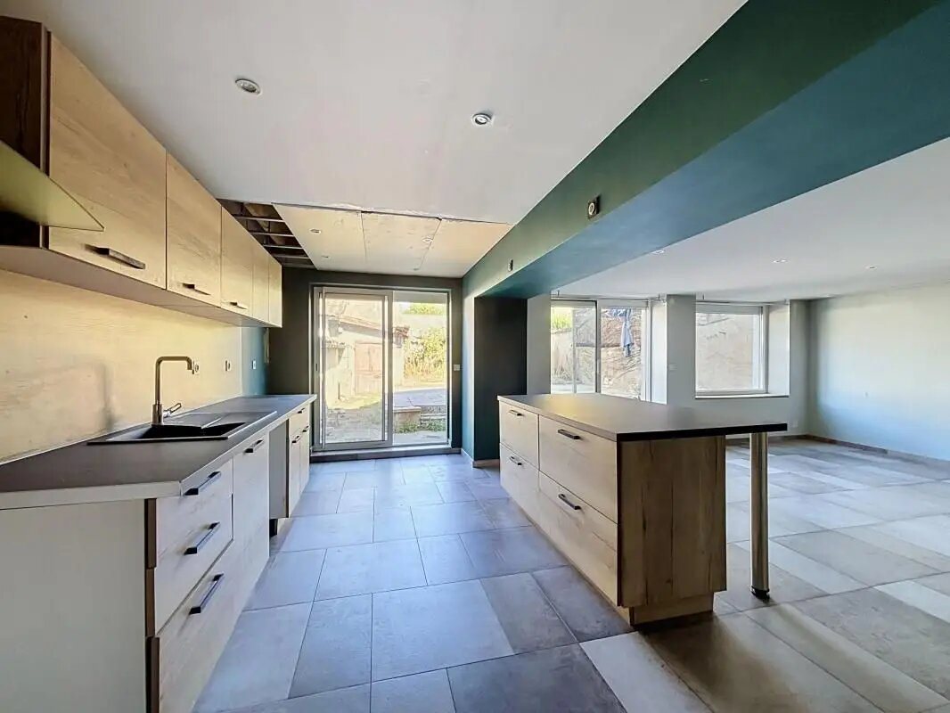 Maison à vendre, 180m², Montmerle-sur-Saône