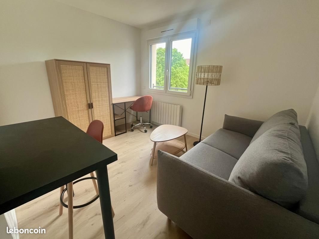 Appartement à louer, 15m², Pierre-Bénite