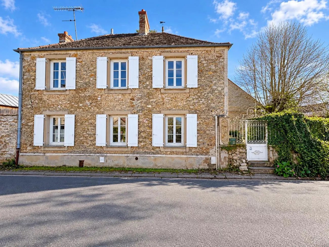 Maison à vendre, NaNm², Saint-Sauveur-sur-École