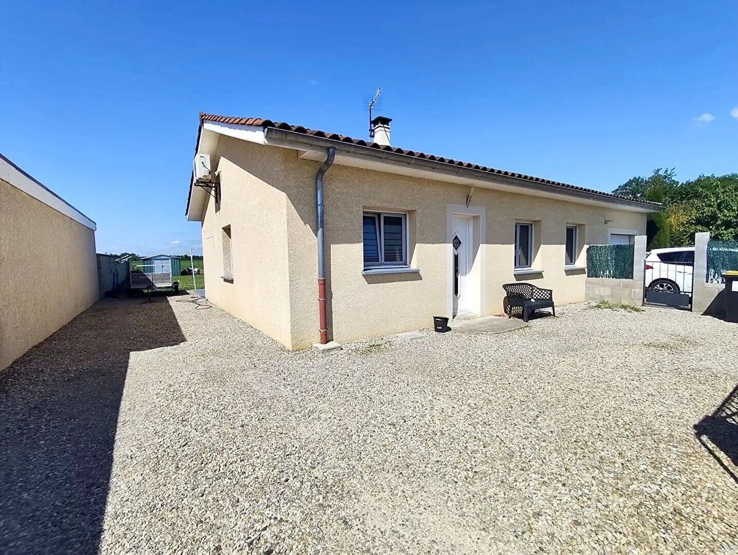 Maison à vendre, 93m², Loyettes