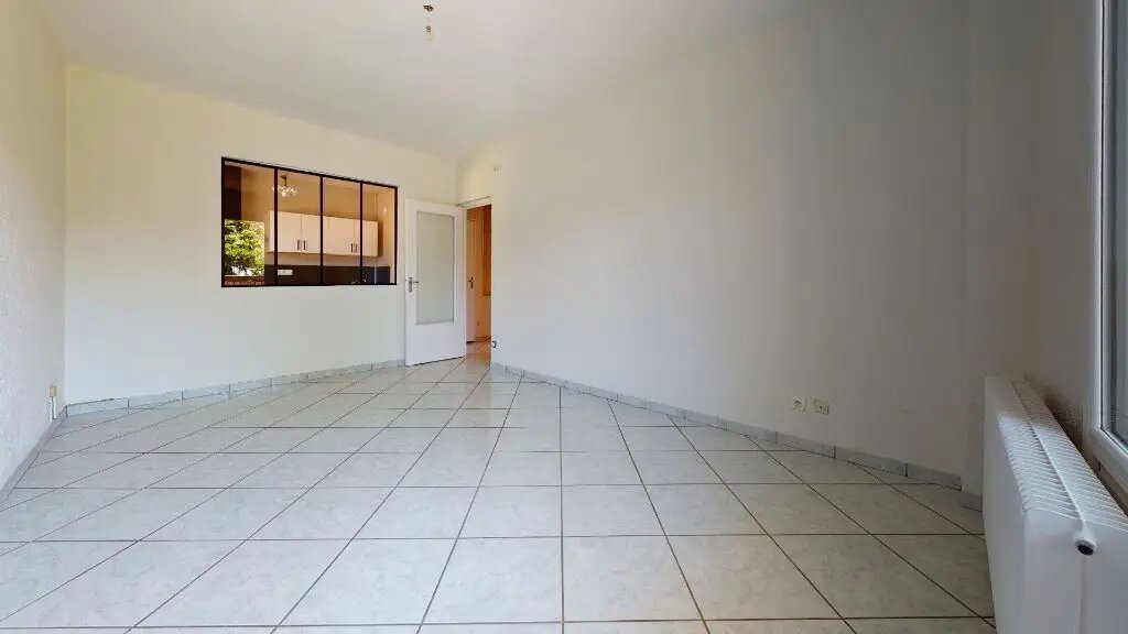 Appartement à louer, 57m², Bron
