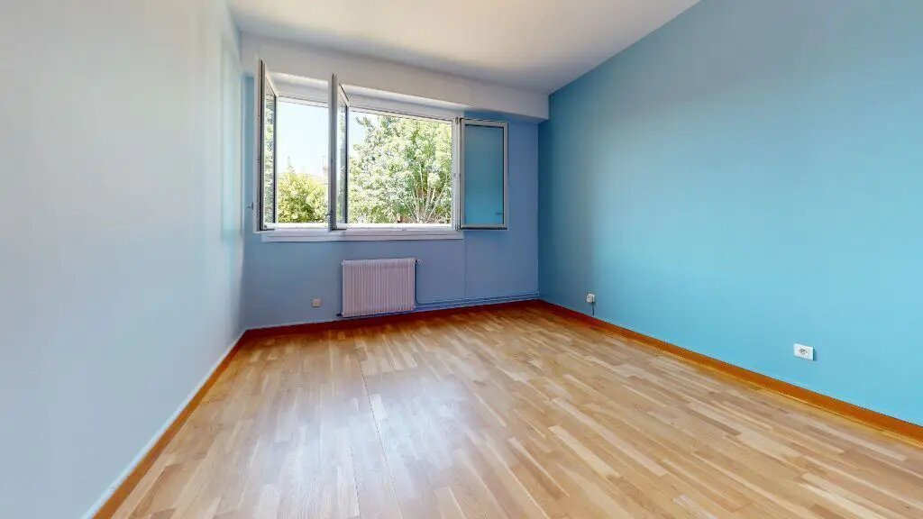 Appartement à louer, 57m², Bron