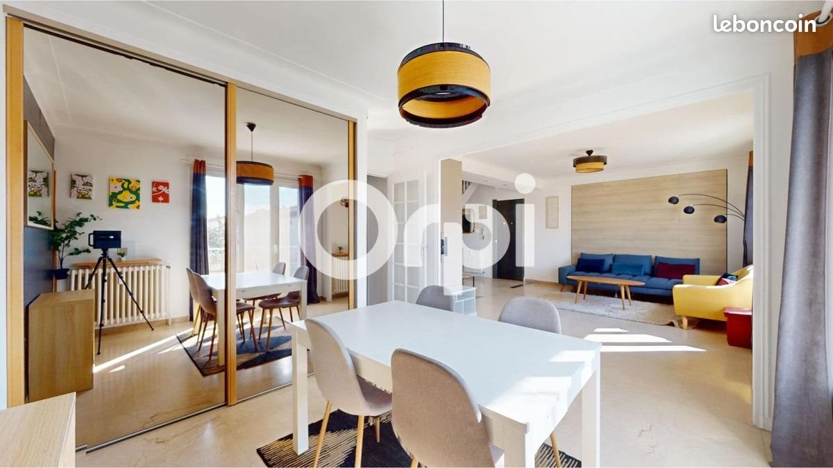 Appartement à louer, 98m², Bron