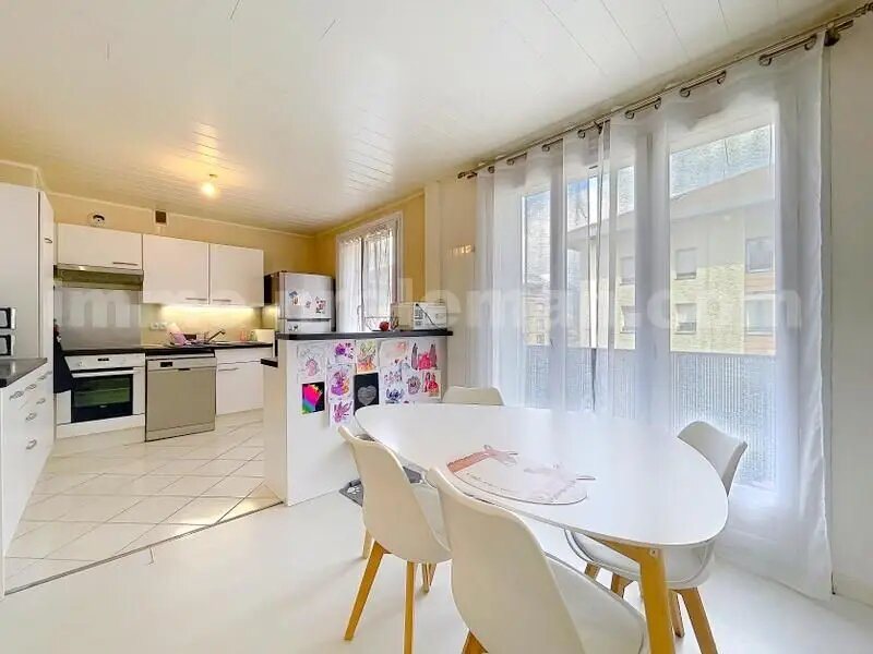 Appartement à vendre, 60m², Saint-Pierre-en-Faucigny