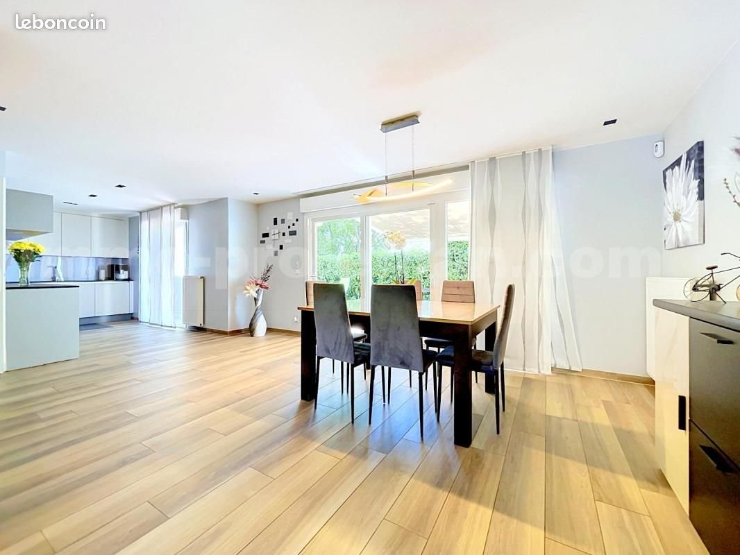 Maison à vendre, 118m², Ambilly