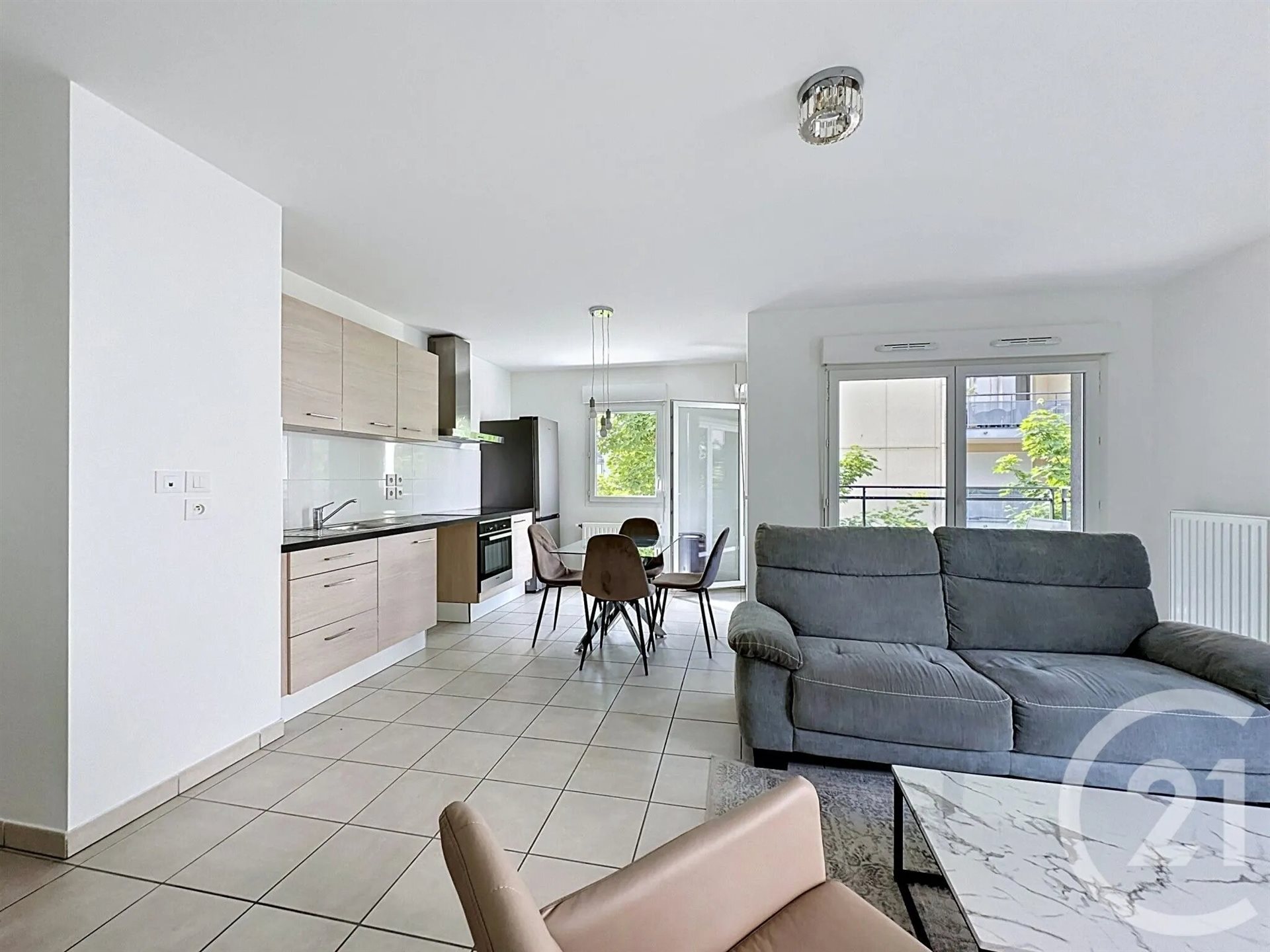Appartement à louer, 66m², Saint-Priest