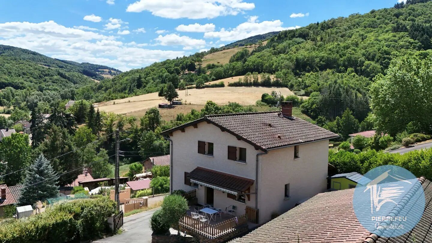 Maison à vendre, 135m², Saint-Forgeux