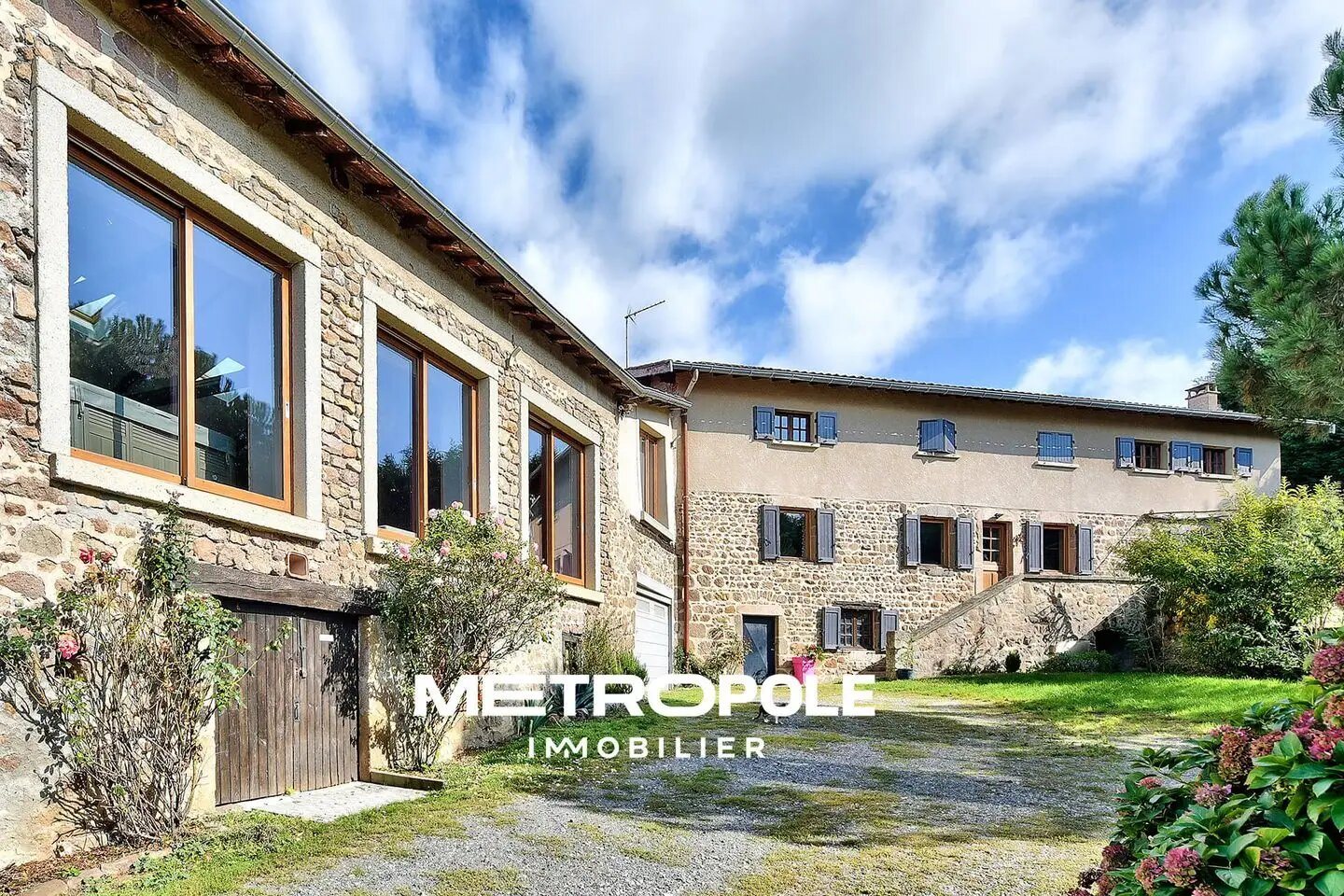 Maison à vendre, 323m², Saint-Forgeux