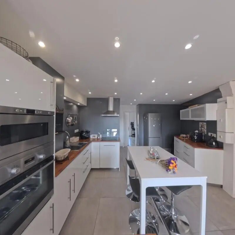 Appartement à vendre, 95m², Pont-de-Chéruy
