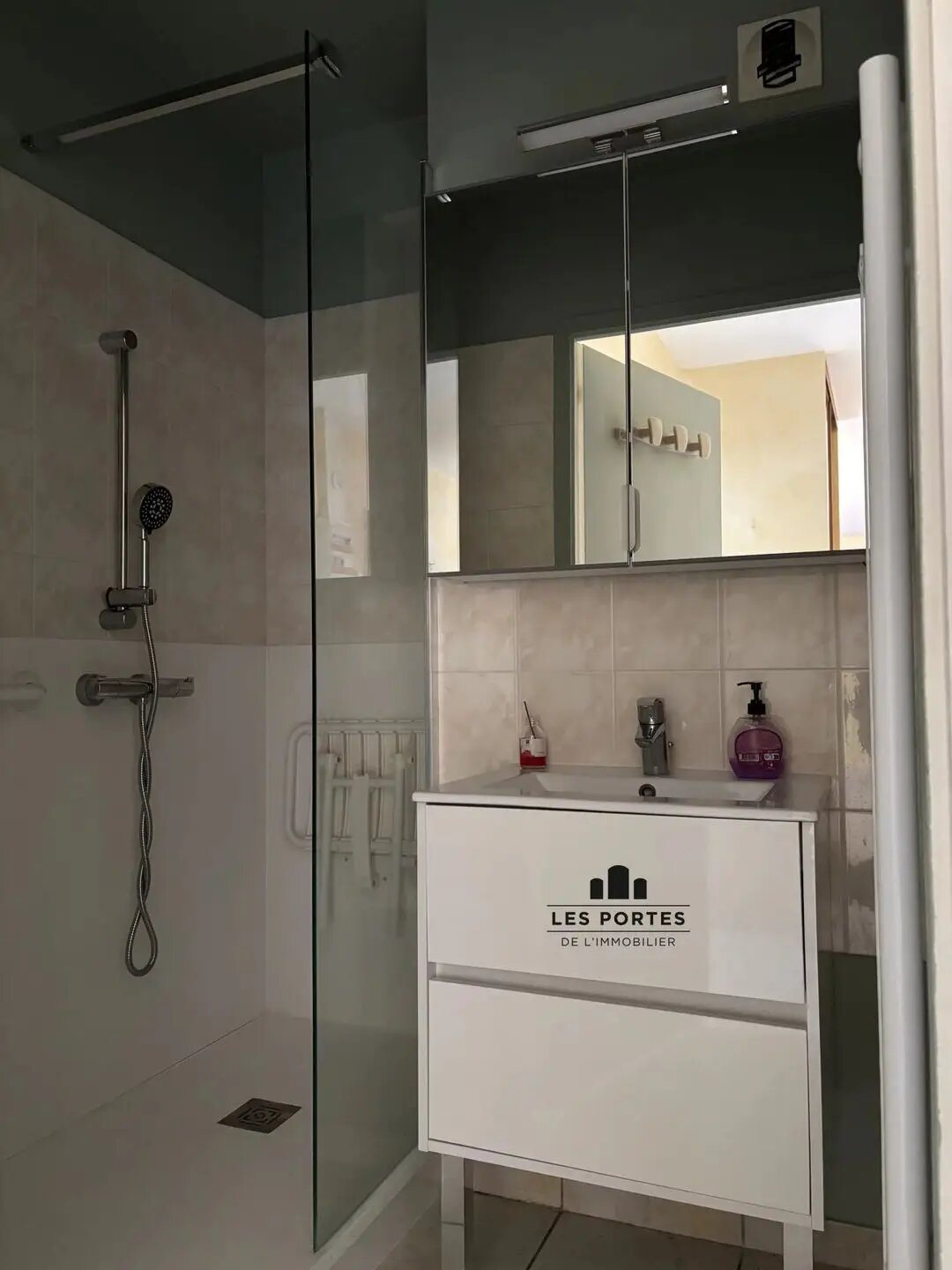 Appartement à louer, 56m², Milly-la-Forêt
