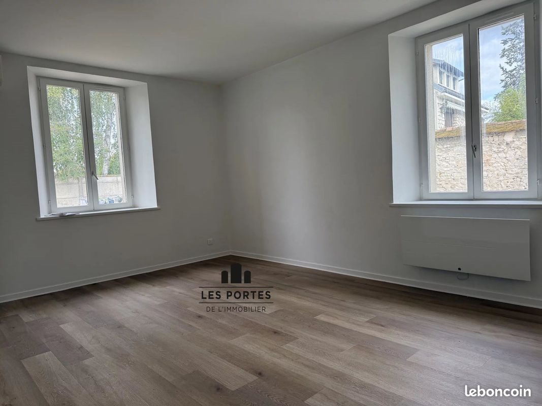 Appartement à louer, 28m², Milly-la-Forêt