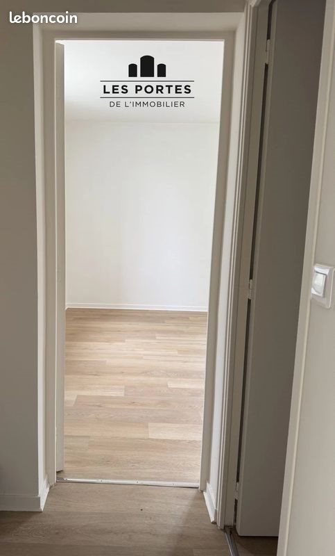 Appartement à louer, 28m², Milly-la-Forêt