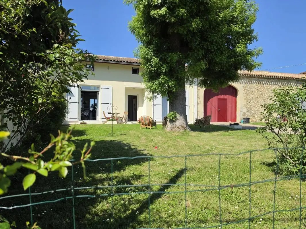 Maison à vendre, 106m², Sauveterre-de-Guyenne