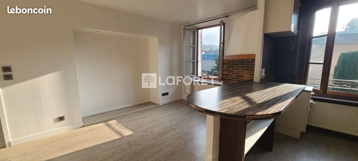 Appartement à louer, 105m², Sain-Bel