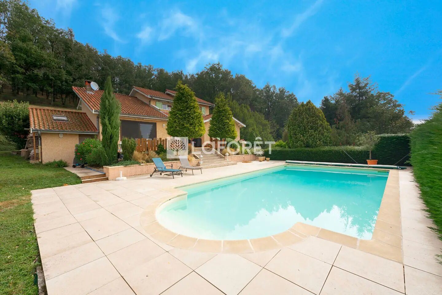 Maison à vendre, 235m², Saint-Laurent-de-Chamousset