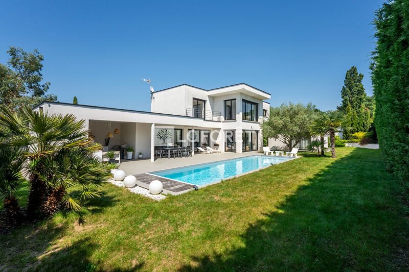 Maison à vendre, 258m², Saint-Bonnet-de-Mure