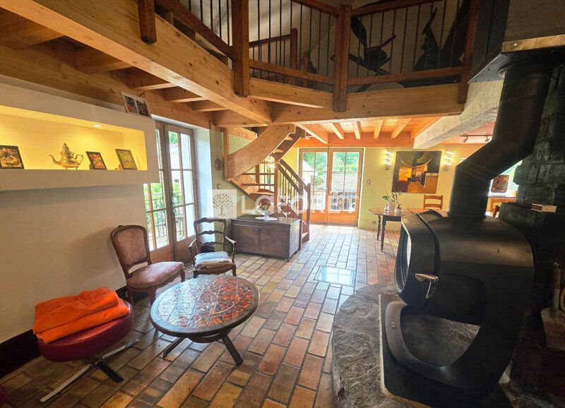 Maison à vendre, 230m², Brussieu