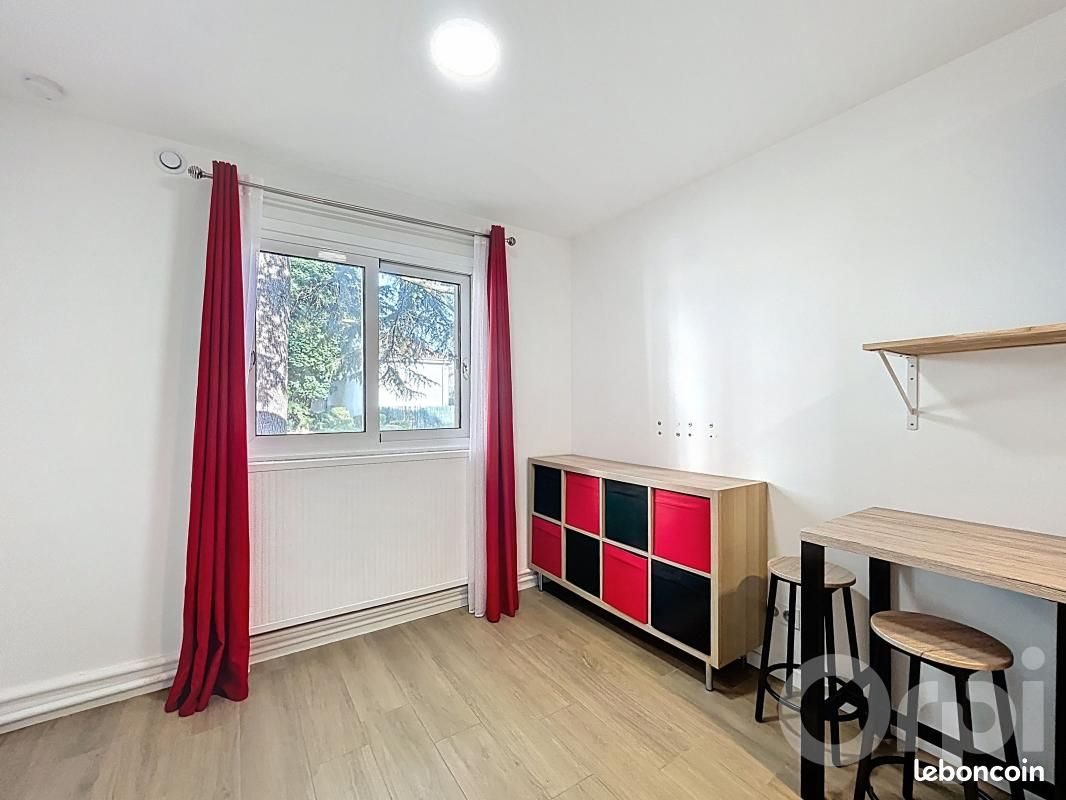Appartement à louer, 12m², Saint-Maur-des-Fossés