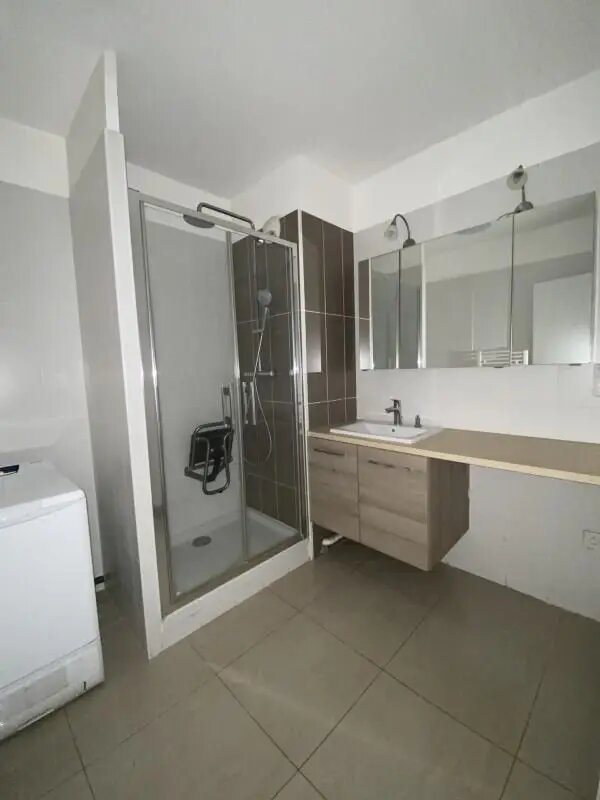 Appartement à louer, 94m², Ecully